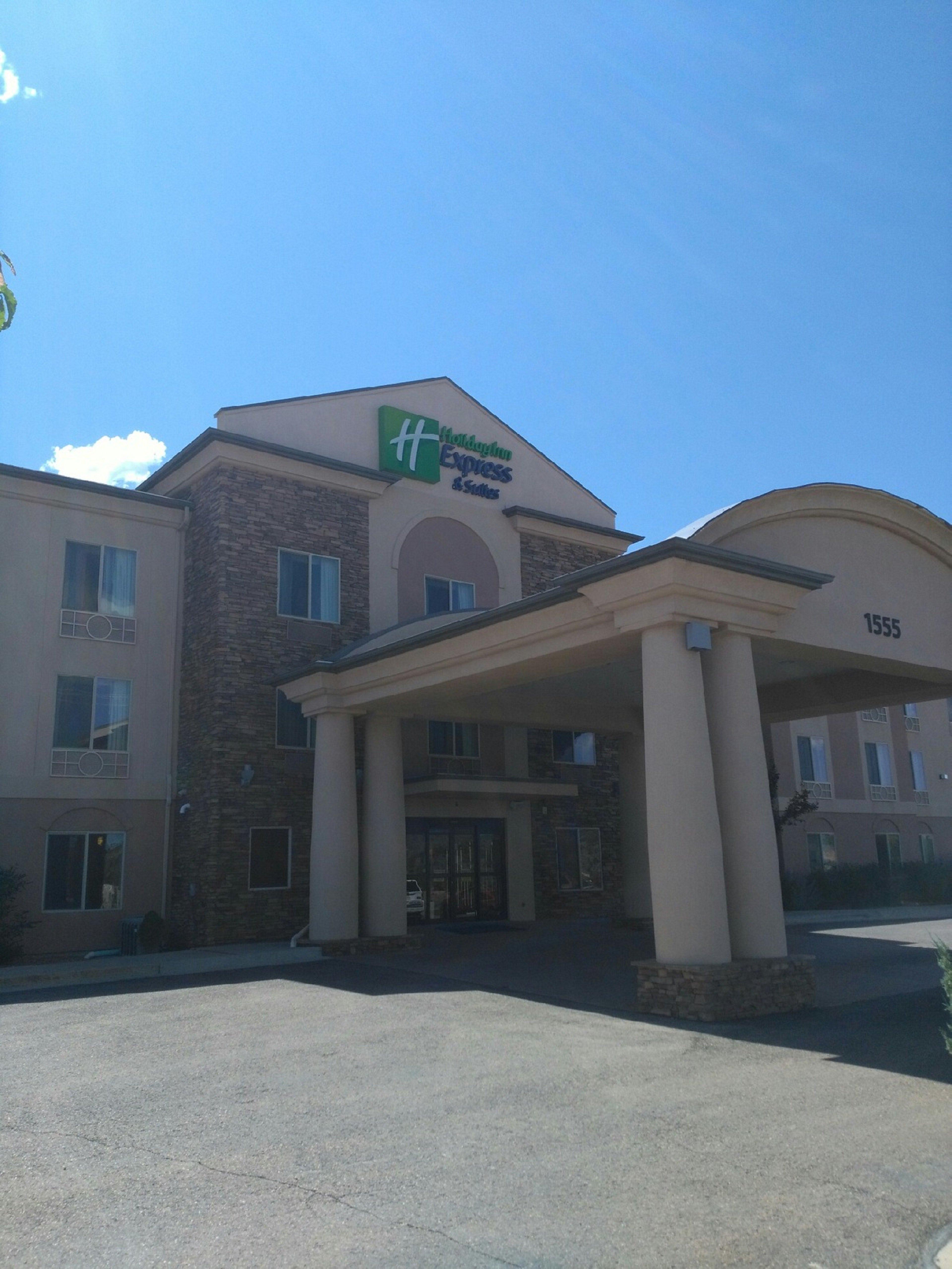 Holiday Inn Express Hotel & Suites Cedar City, An Ihg Hotel Exterior photo