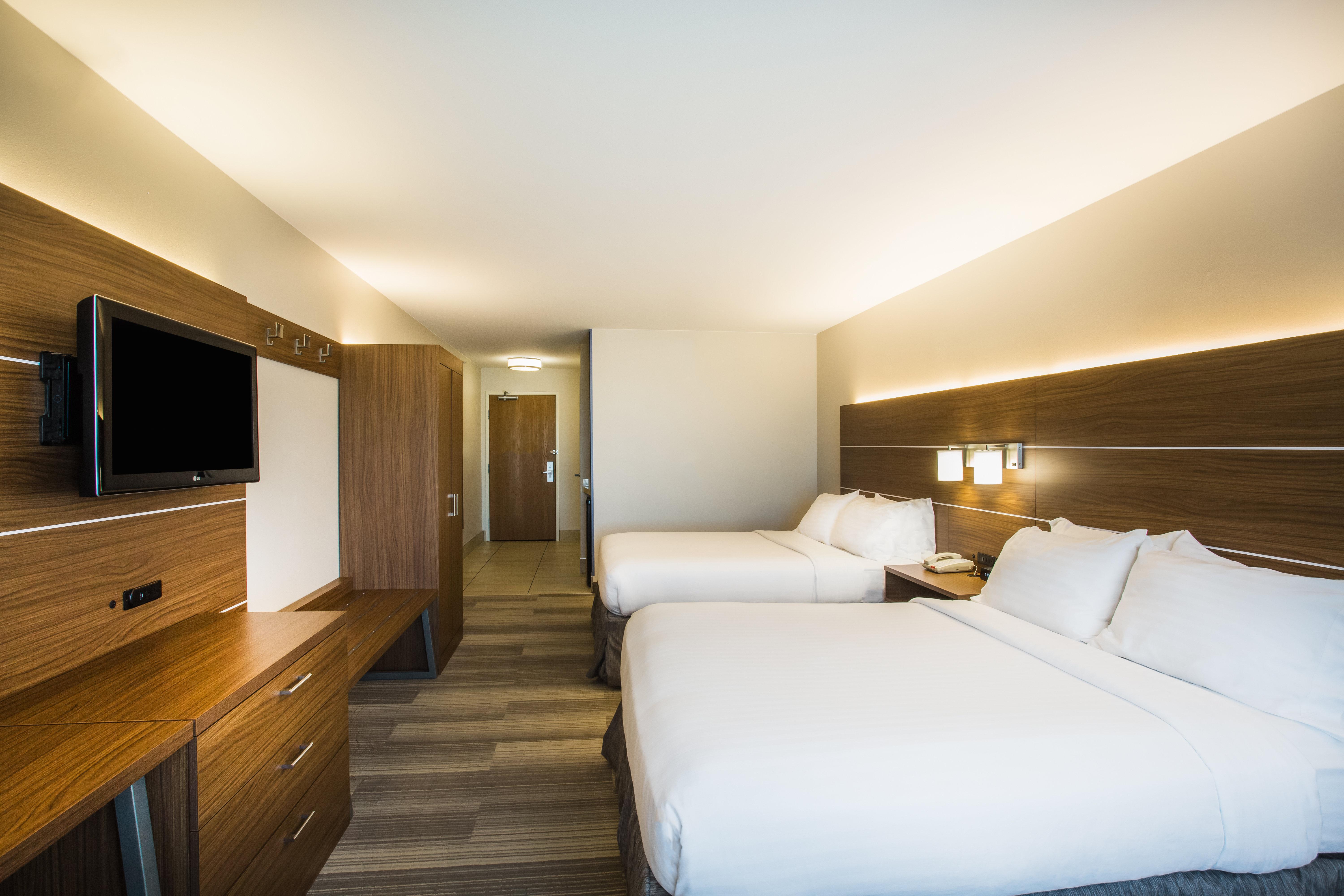 Holiday Inn Express Hotel & Suites Cedar City By Ihg Exterior photo